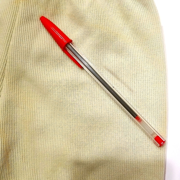 Girls Cotton shorts 9-12 mo gently  worn playware - Picture 3 of 4